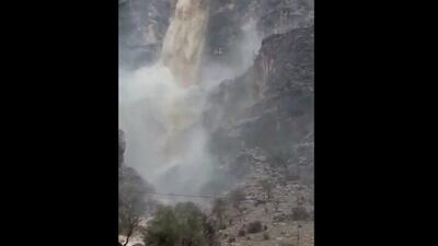  تصاویری از جاری شدن آبشار فصلی کوهبزان