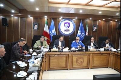 عصر خودرو - استقبال نمایندگان مجلس از برنامه‌های ایران‌خودرو در توسعه خودروهای هیبریدی