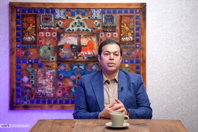 نتیجه فشارهای ساترا مانند فنر به یکباره رها می‌شود