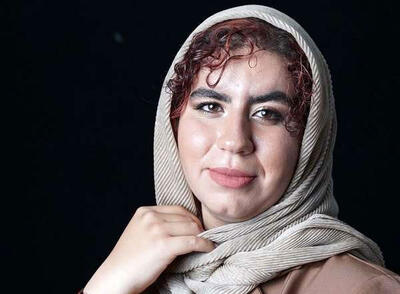  عکس تازه و خوش حس و حال از روناک سریال نون خ