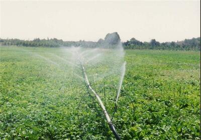  بهره برداری از نخستین سامانه آبیاری ماشینی سیار در خراسان شمالی