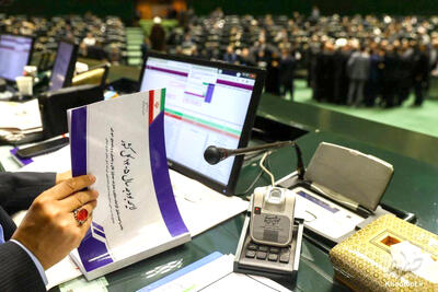 بودجه ۱۴۰۵؛ استراتژی اشتغال یا نسخه تعمیق رکود؟