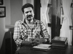 نقدی بر مستند گفت‌وگومحور از پگاه آهنگرانی؛ پرتره‌ای در فضای بسته