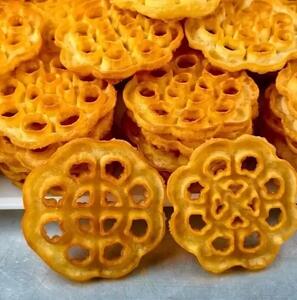  طرز تهیه نان منقا یزد فقط با ۳ قلم مواد، ترد و خوشمزه !