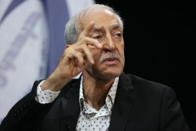 واکنش محمد دادکان به اعتراضات اخیر/ رئیس پیشین فدراسیون فوتبال: ثروت خدادادی این مملکت متعلق به مردم است!