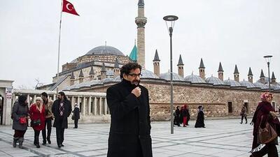 آقای شهرام! وقت آن رسیده در خانه باشی و سکوت کنی!