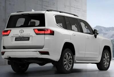 بازگشت  لندکروز اتاق 300 به ایران