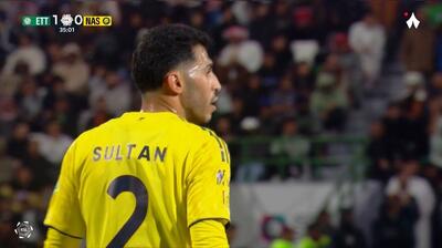 شوت زیبای سلطان الغنام به تیر خورد