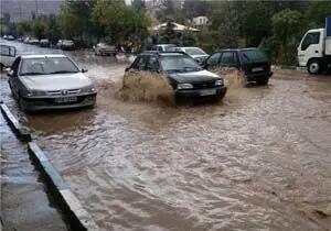  بارش شدید در غرب مازندران؛ آب‌گرفتگی معابر و تعطیلی مدارس