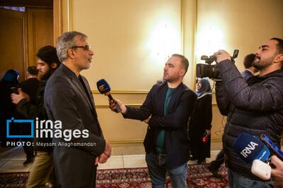 جابری انصاری: شهید سلیمانی هیچ گاه وارد دوگانه میدان و دیپلماسی نشد