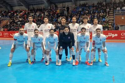 گیتی پسند - گهر زمین؛ جدالی برای تثبیت قهرمانی