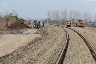 ۱۶ کریدور ریلی و جاده‌ای در حال تکمیل است/ تخصیص ۱۰۰درصدی اعتبارات شرکت ساخت
