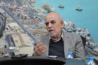 نماینده رئیس جمهور: اتصال سریع‌تر بوشهر به شبکه ریلی در توسعه بنادر ضرورت دارد