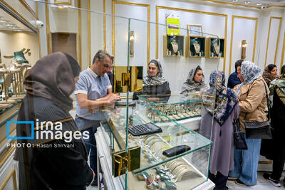 ادامه روند نزولی قیمت طلا در بازار تهران