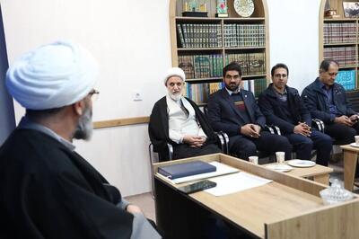  تاکزد نماینده ولی‌فقیه بر لزوم گفت‌وگو و اقناع‌سازی دانشجویان