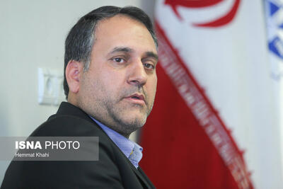  یک نماینده سابق مجلس: دولت باید یک «روایت باورپذیر» به مردم ارائه دهد