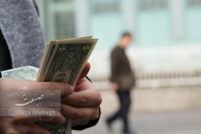 دلار اسکناس در آستانه ۱۲۵ هزار تومان قرار گرفت