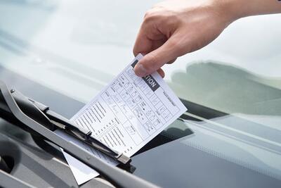 هشدار پلیس تهران؛ ۵۳ هزار راننده به دلیل تلفن همراه گرفتار قانون شدند