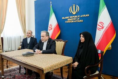  گفت و گوی تلفنی عراقچی با کارکنان سفارت ایران در ونزوئلا