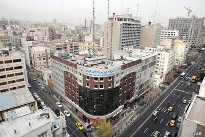 لیست جدیدترین آگهی‌های استخدام شرکت بورس کالای ایران | ۹ دی ۱۴۰۴