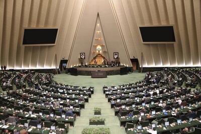 فوری/ جزئیات خبر مهم مجلس درباره بسته معیشتی در شرایط جنگی به روایت احمد فاطمی