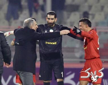 آدم برفی ساختن تراکتوری ها با کارگردانی بیرانوند + ویدئو - مجله اینترنتی کولاک