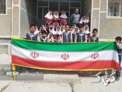 سفر روزانه ۳۰۰ کیلومتریِ یک معلم! - مجله اینترنتی کولاک