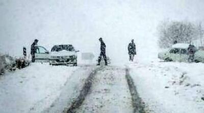 وقوع پدیده یخبندان در راه‌های کشور - مردم سالاری آنلاین