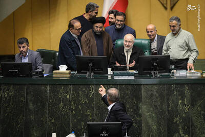 عکس/ نشست علنی ۹ دی ماه مجلس شورای اسلامی
