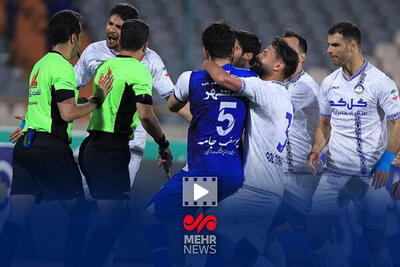 داوران حق قطع فوری مسابقه در لیگ برتر را دارند