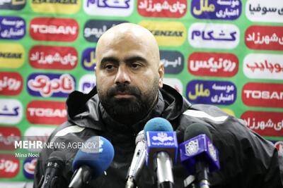  زارع: بازیکنانم در برابر تراکتور جانانه دفاع کردند