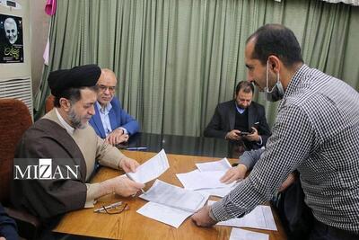 رئیس کل دادگستری فارس به مشکلات ۶۳ نفر از خانواده شهدا و ایثارگران در ملاقات مردمی رسیدگی کرد