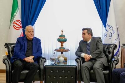 دیدار رئیس اتاق بازرگانی ایران و چین با رئیس سازمان ثبت اسناد و املاک کشور/ تأکید بر توسعه همکاری‌های فناورانه و هوشمندسازی