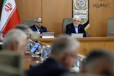 حرف های عجیب و بودار معاون پزشکیان