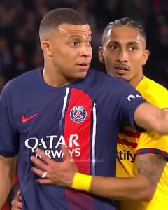 ویدئو: امباپه و روابط دوستانه با ستاره‌های فوتبال - پارس فوتبال