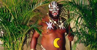 آشنایی با جیمز هریس یا کامالا، شکارچی آفریقایی WWE؛ از بلعیدن مرغ زنده تا تجربه بیماری‌های مختلف - پارس فوتبال