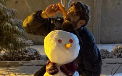 ساخت آدم برفی توسط علیرضا بیرانوند و تراکتوری‌ها - پارس فوتبال