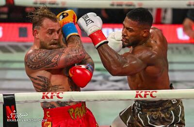 اتفاق هولناک برای قهرمان بوکس؛ از مرگ گریخت اما دو دوست نزدیکش جان باختند +تصاویر - پارس فوتبال