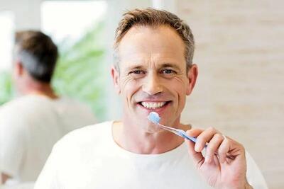  ۳ روش ابتکاری مسواک زدن برای پیشگیری از زوال عقل