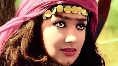  عکس سفر به ایام قدیم | «آرام» بازیگر قبل انقلاب در 62 سالگی داخل ایران /  سال 1394و تغییر چهره اش