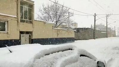  فیلم بارش برف همراه با رعد و برق در چادگان