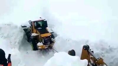  فیلم برف سنگین در گردنه چری کوهرنگ