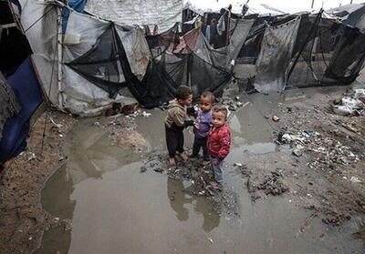 شهادت مظلومانه ۲۵ فلسطینی بر اثر سرما و بارش‌های جوی در غزه + فیلم