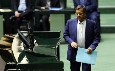 انتقام سیاسی مجلس از همتی به قیمت نابودی پول ملی