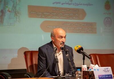 دانشگاه تهران کوچک تر خواهد شد / وضعیت خوابگاه ها و طرح سرآمدان علمی چه می شود؟