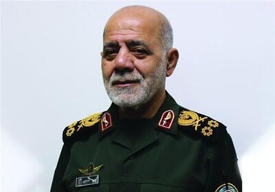 دیدار سرلشکرعبداللهی با خانواده‌ شهیدحاجی‌زاده و باباخانی