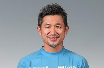 مسن‌ترین فوتبالیست جهان در 58 سالگی به یک تیم جدید پیوست!