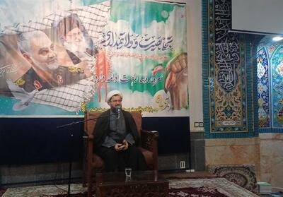 بصیرت دیدن عاقبت و آخرت کارهاست/نظام جمهوری اسلامی با وجود همه فشارها کارآمد است - تسنیم