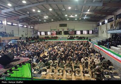 9 دی در سنندج؛ حضور مردمی در سرمای برف برای حمایت از نظام و مقابله با فتنه - تسنیم