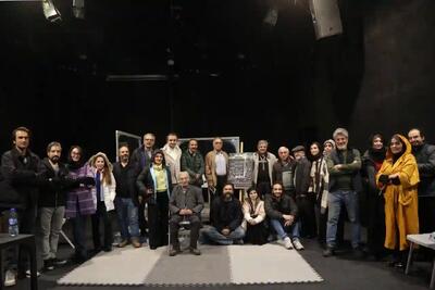 «اتوبوس» نماد از جامعه‌ای که مسیرش گم شده است